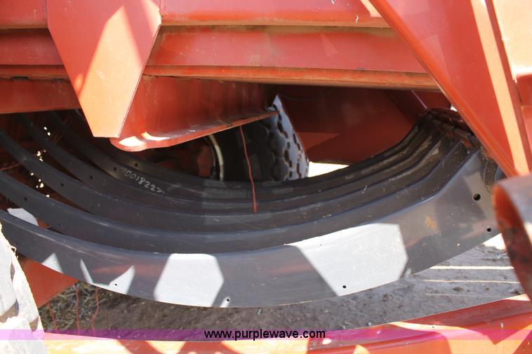 image for item C3786 2000 Hesston 4910 large square baler