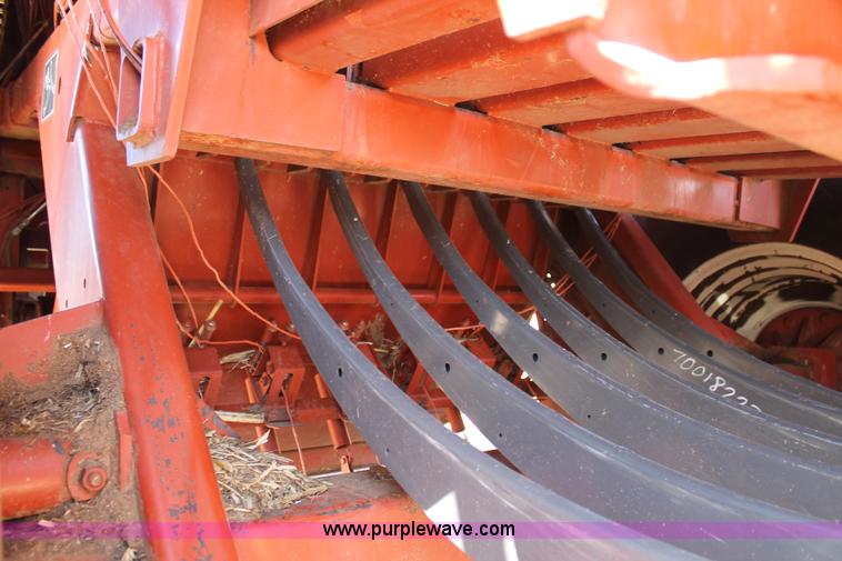 image for item C3786 2000 Hesston 4910 large square baler