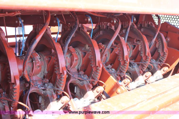 image for item C3786 2000 Hesston 4910 large square baler