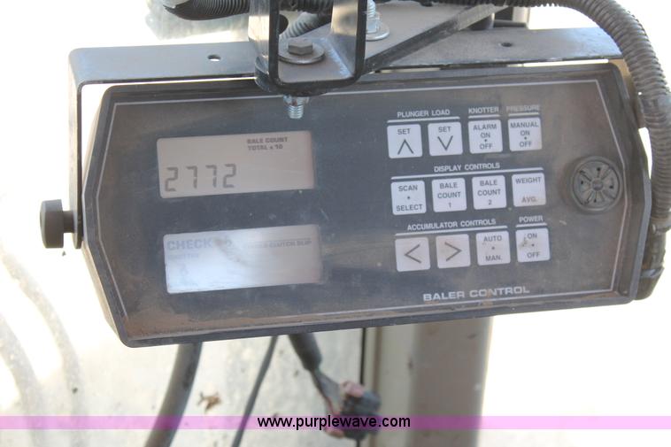 image for item C3786 2000 Hesston 4910 large square baler