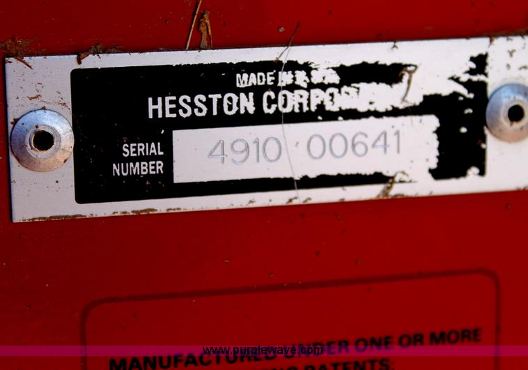 image for item C3786 2000 Hesston 4910 large square baler