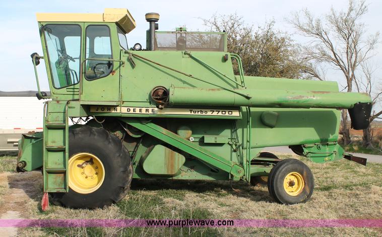 image for item C3797 1977 John Deere 7700 Turbo combine