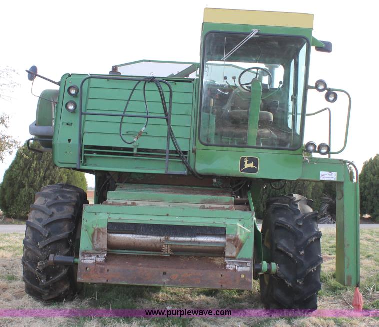 image for item C3797 1977 John Deere 7700 Turbo combine