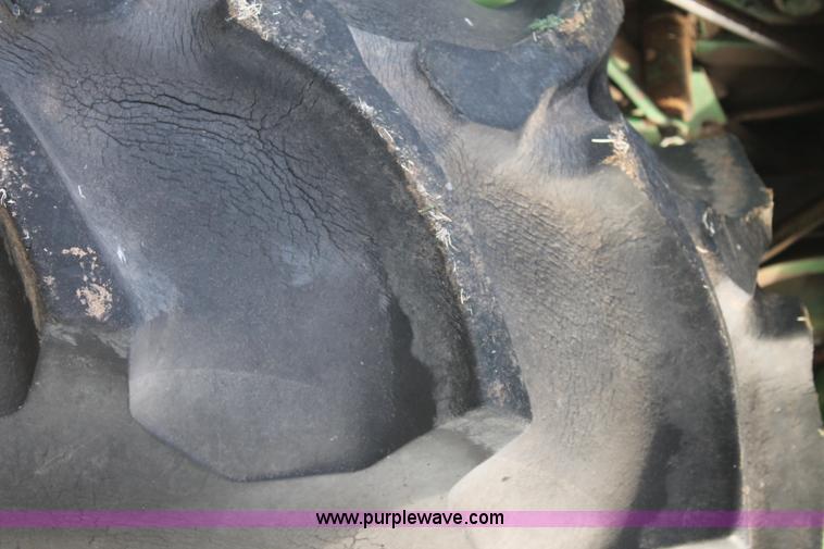 image for item C3797 1977 John Deere 7700 Turbo combine