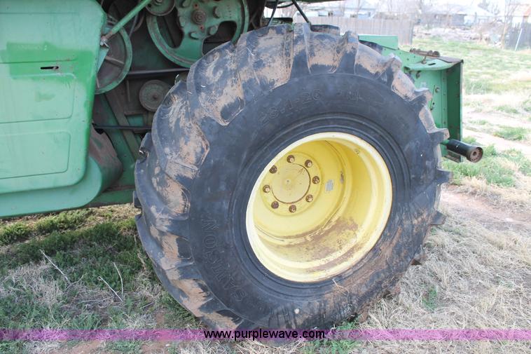 image for item C3797 1977 John Deere 7700 Turbo combine