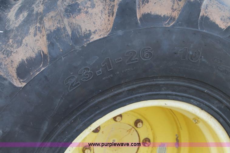 image for item C3797 1977 John Deere 7700 Turbo combine