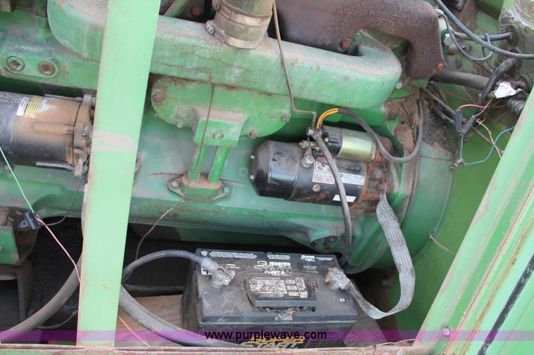 image for item C3797 1977 John Deere 7700 Turbo combine