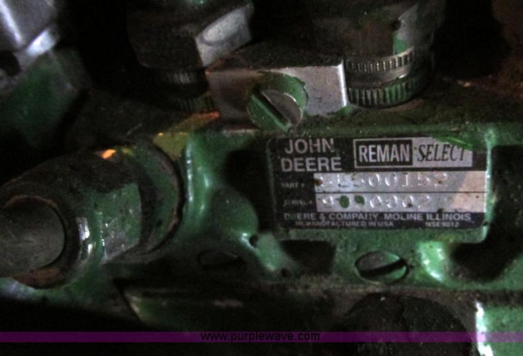 image for item E5423 1979 John Deere 4440 tractor