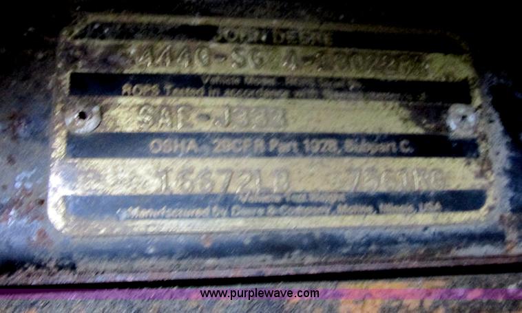 image for item E5423 1979 John Deere 4440 tractor