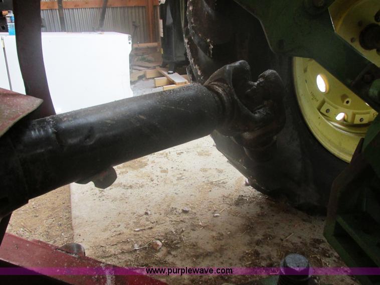 image for item E5424 1996 Hesston 4755 big square baler