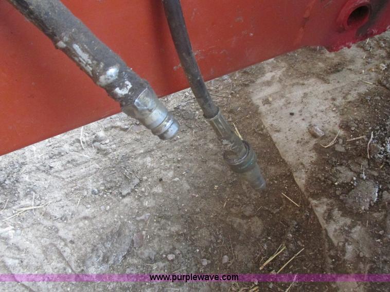 image for item E5424 1996 Hesston 4755 big square baler