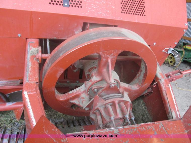 image for item E5424 1996 Hesston 4755 big square baler