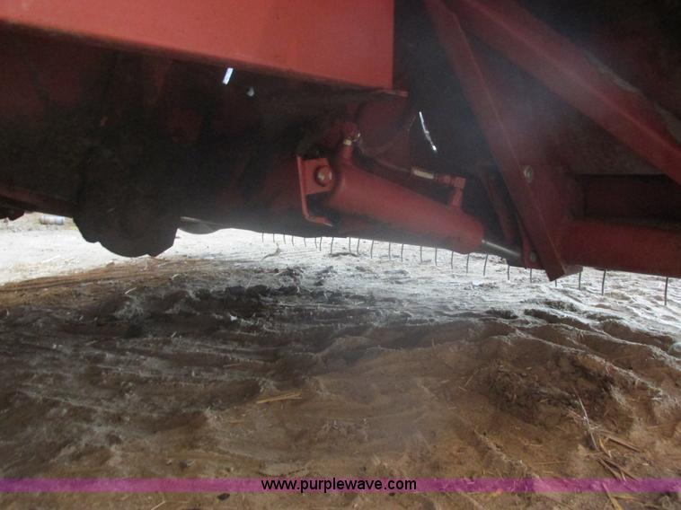 image for item E5424 1996 Hesston 4755 big square baler