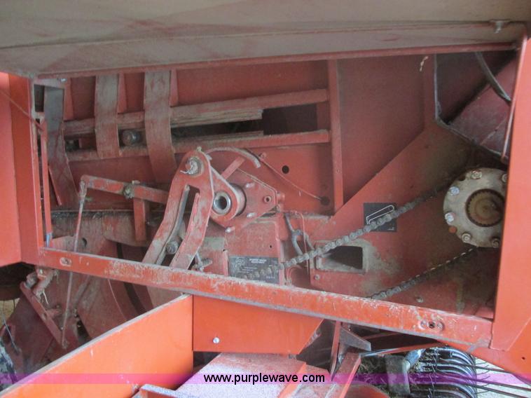image for item E5424 1996 Hesston 4755 big square baler