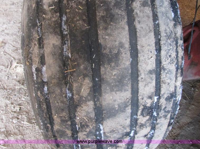 image for item E5424 1996 Hesston 4755 big square baler