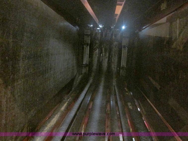 image for item E5424 1996 Hesston 4755 big square baler