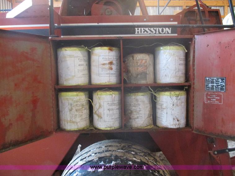 image for item E5424 1996 Hesston 4755 big square baler