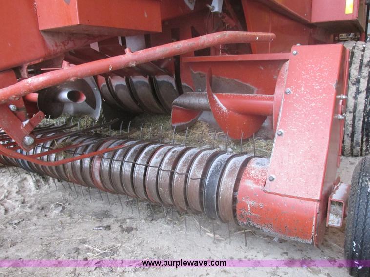 image for item E5424 1996 Hesston 4755 big square baler