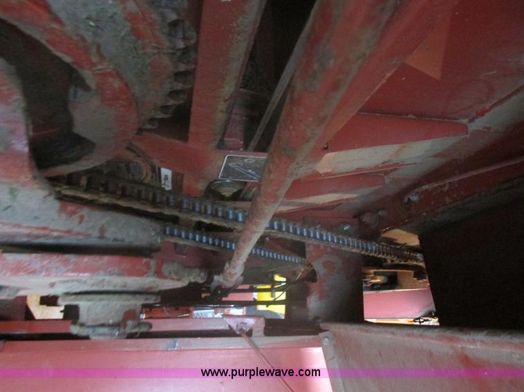 image for item E5424 1996 Hesston 4755 big square baler