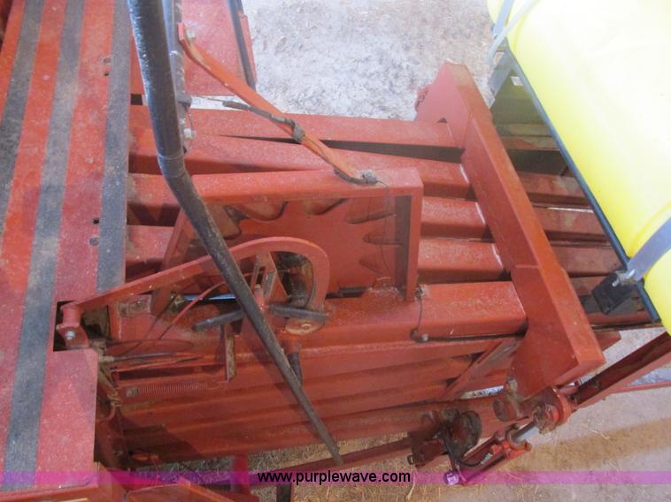 image for item E5424 1996 Hesston 4755 big square baler