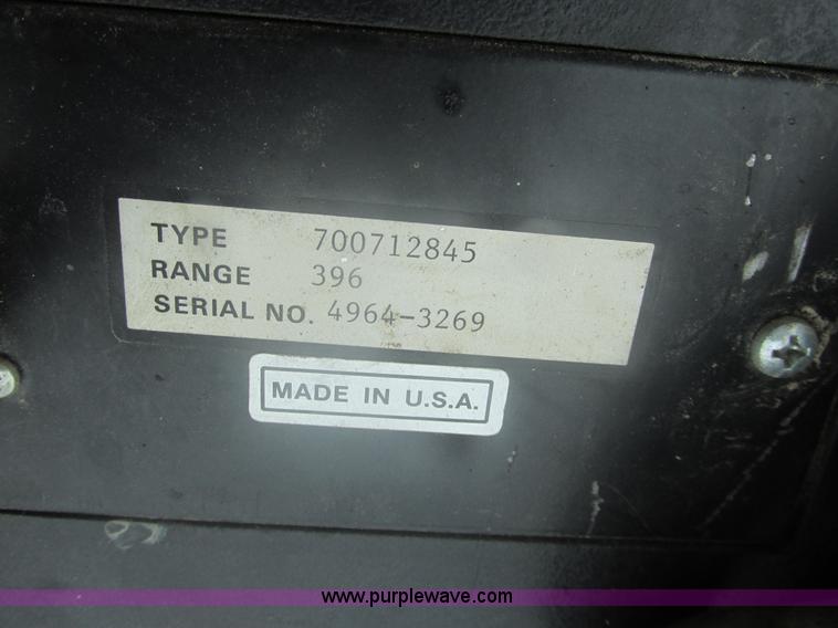 image for item E5424 1996 Hesston 4755 big square baler