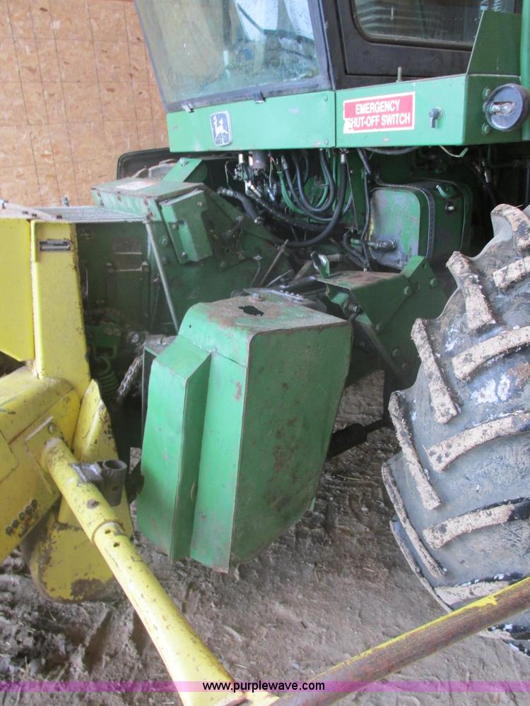 image for item E5425 1990 John Deere 5830 forage harvester