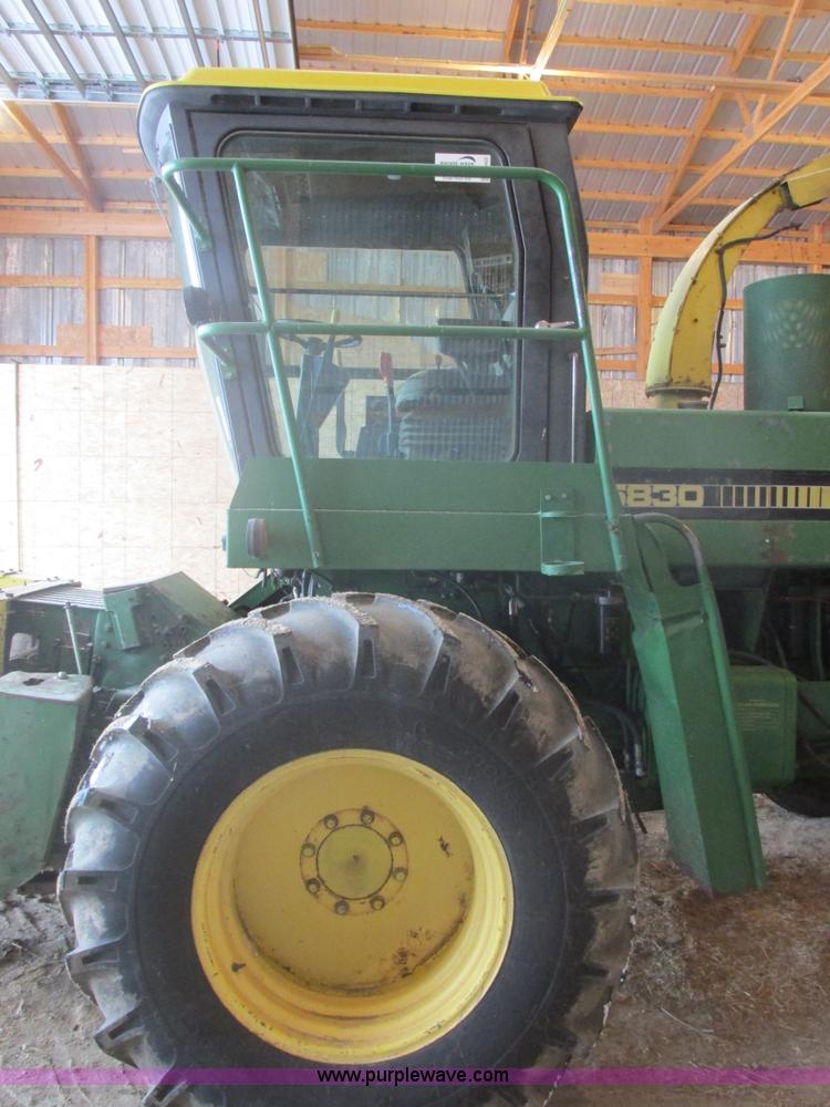 image for item E5425 1990 John Deere 5830 forage harvester