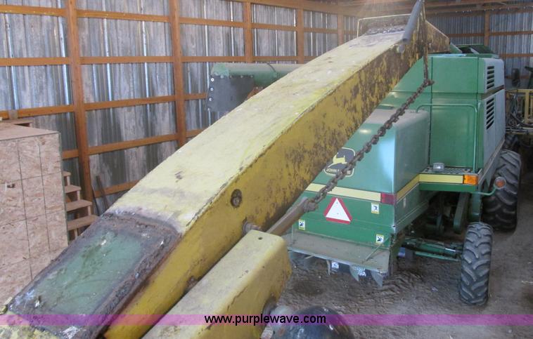 image for item E5425 1990 John Deere 5830 forage harvester