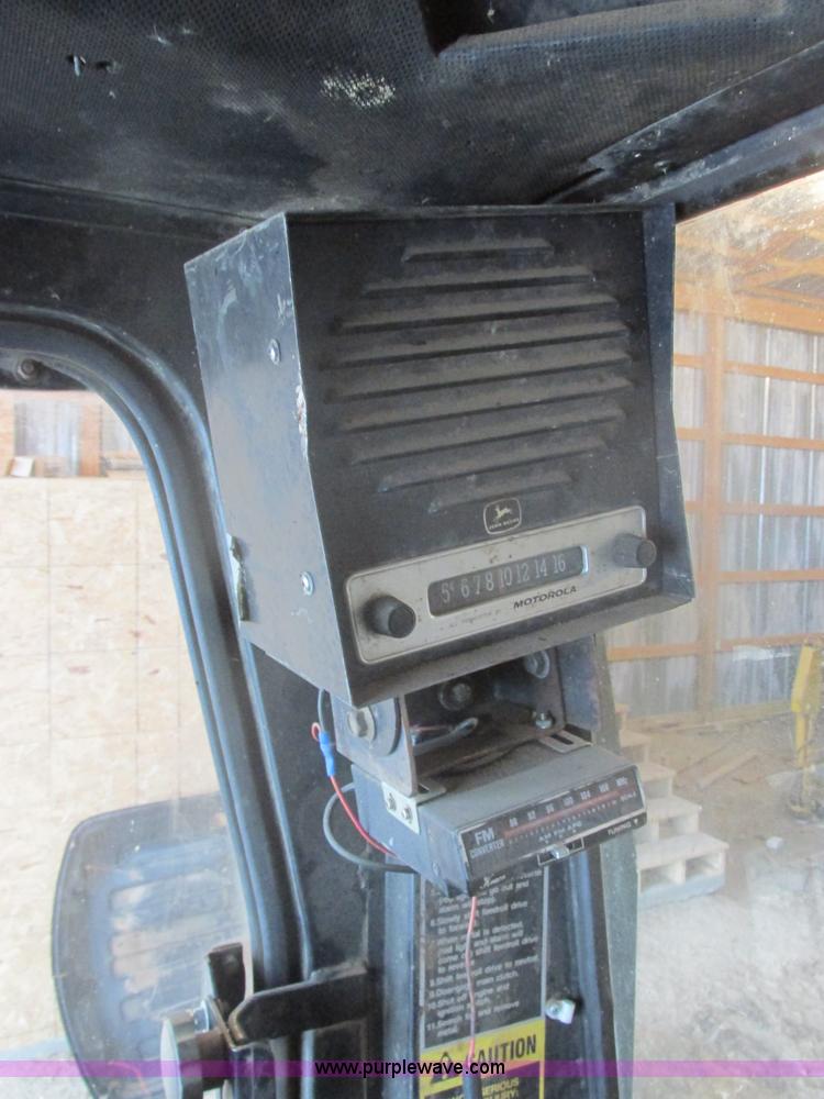 image for item E5425 1990 John Deere 5830 forage harvester