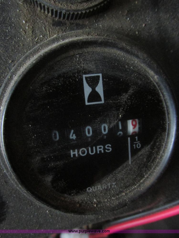 image for item E5425 1990 John Deere 5830 forage harvester