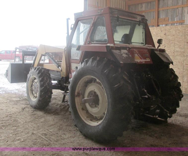 image for item E5427 Hesston 1380DT MFWD tractor