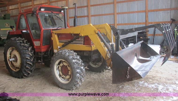 image for item E5427 Hesston 1380DT MFWD tractor