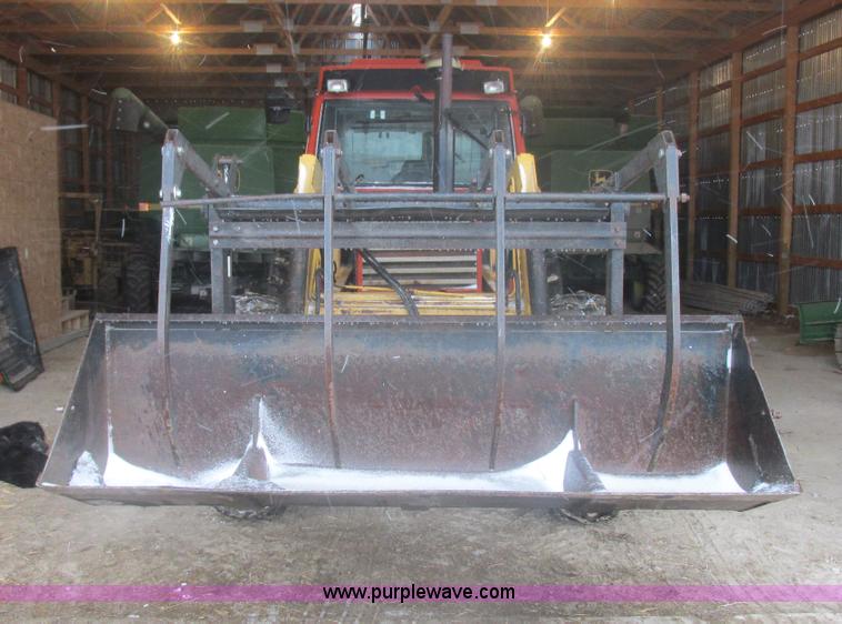 image for item E5427 Hesston 1380DT MFWD tractor