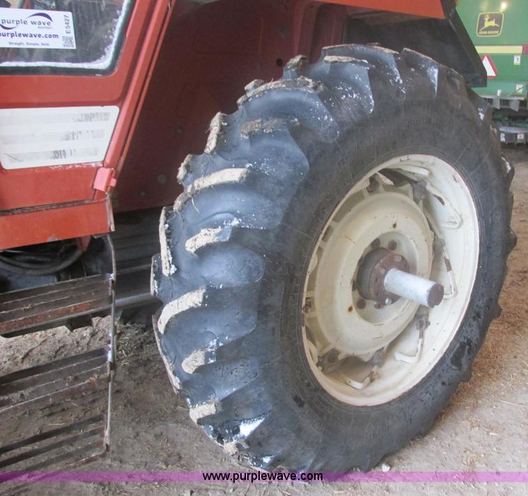 image for item E5427 Hesston 1380DT MFWD tractor
