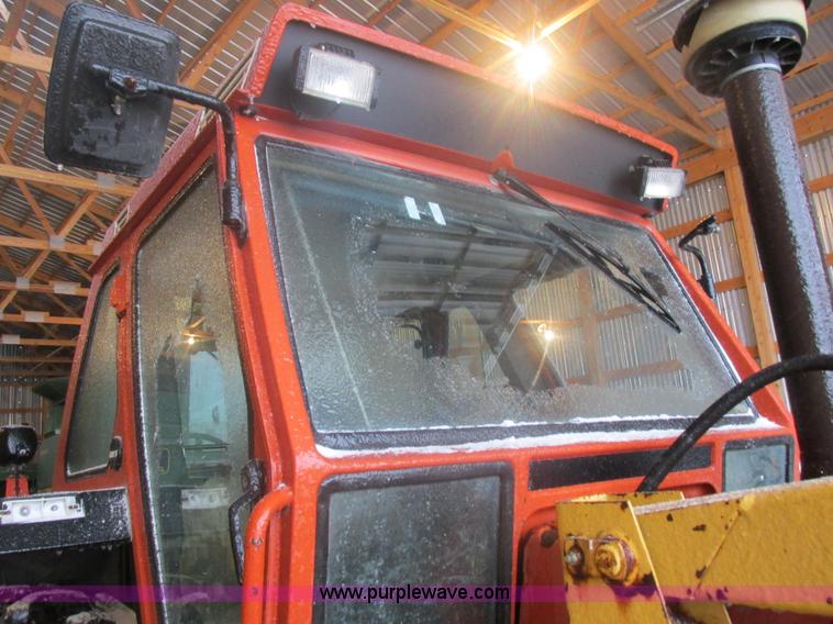 image for item E5427 Hesston 1380DT MFWD tractor