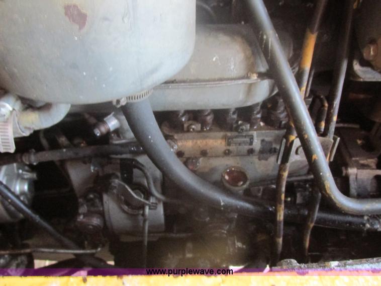 image for item E5427 Hesston 1380DT MFWD tractor