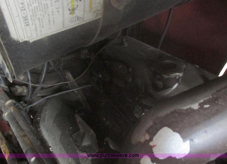 image for item E5427 Hesston 1380DT MFWD tractor