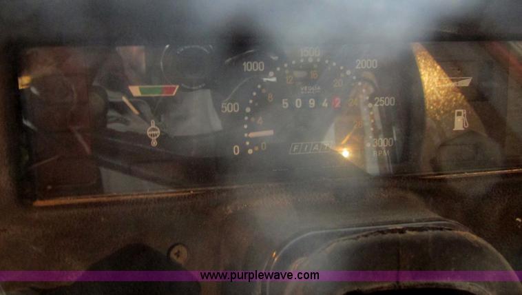 image for item E5427 Hesston 1380DT MFWD tractor