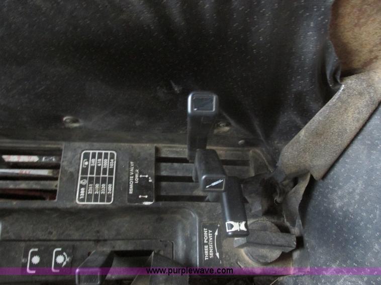 image for item E5427 Hesston 1380DT MFWD tractor