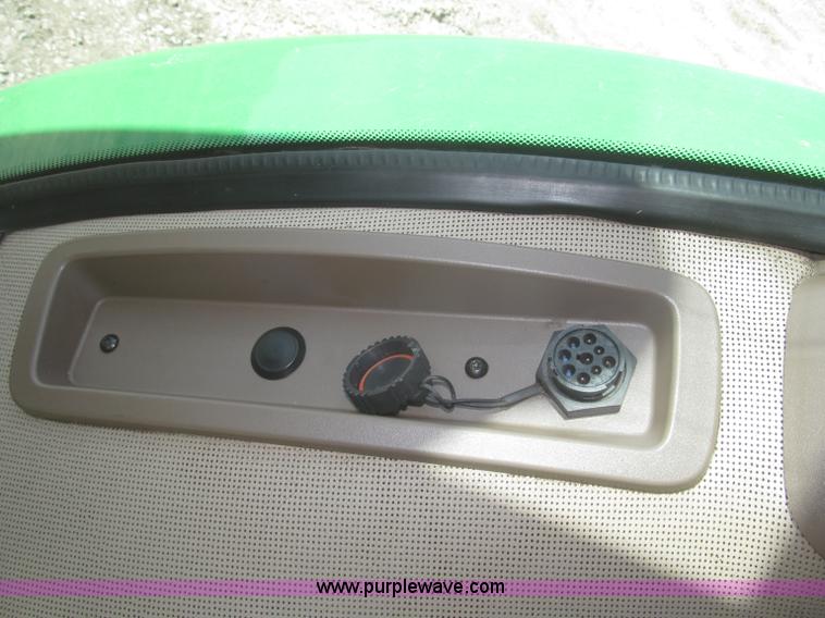 image for item F7317 2010 John Deere 8270R MFWD tractor