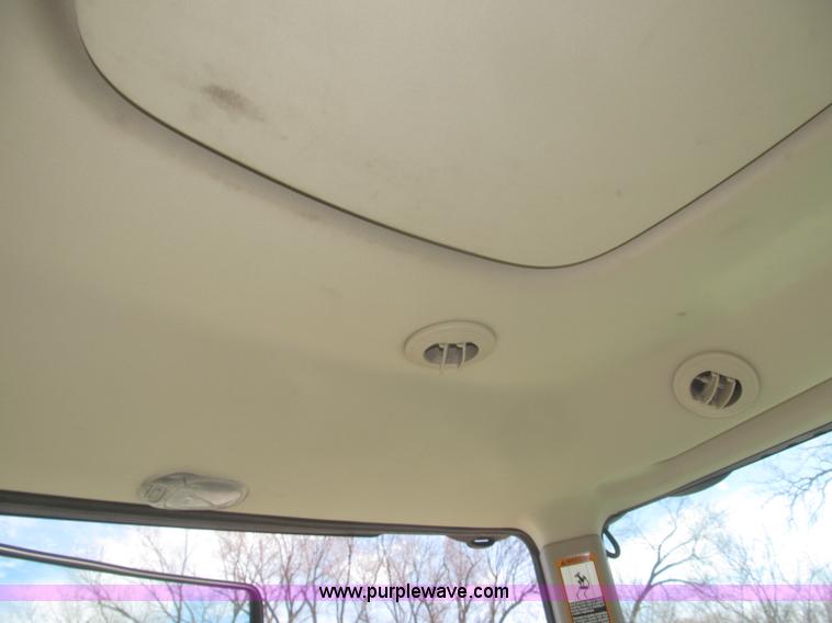 image for item F7317 2010 John Deere 8270R MFWD tractor