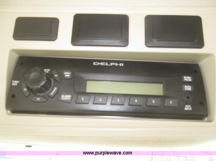 image for item F7317 2010 John Deere 8270R MFWD tractor