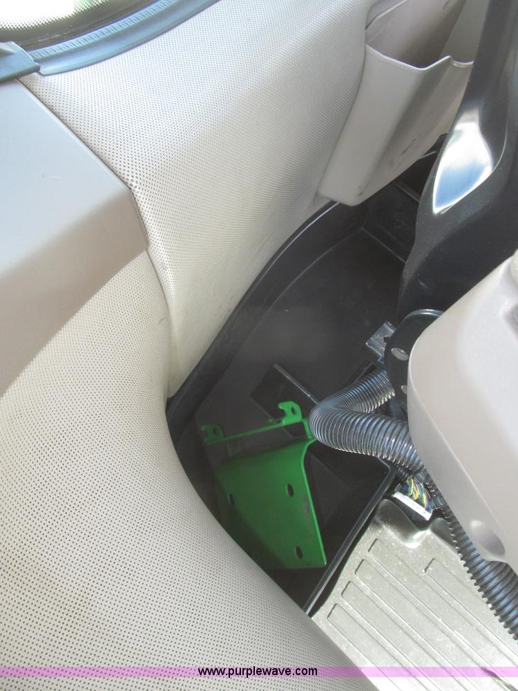 image for item F7317 2010 John Deere 8270R MFWD tractor