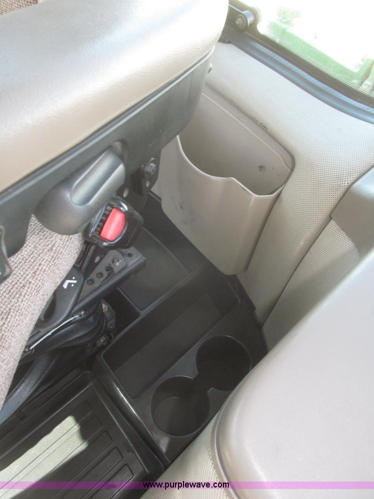 image for item F7317 2010 John Deere 8270R MFWD tractor