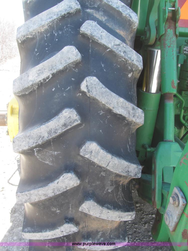 image for item F7317 2010 John Deere 8270R MFWD tractor