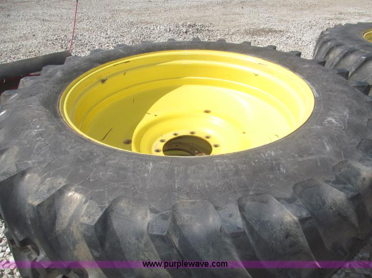 image for item F7317 2010 John Deere 8270R MFWD tractor