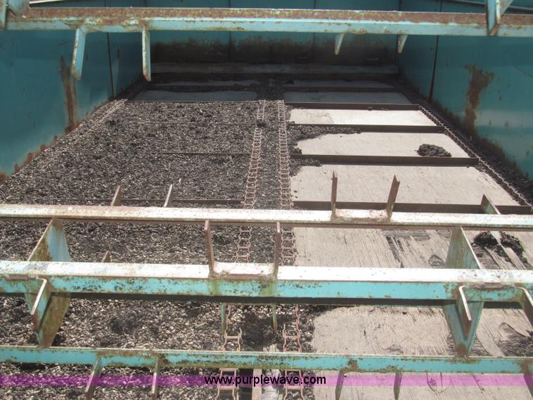 image for item F7321 Forage King A186 forage wagon