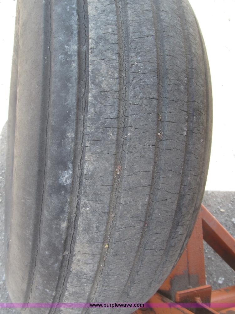 image for item F7321 Forage King A186 forage wagon