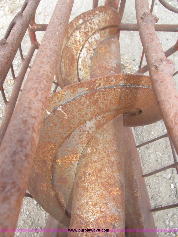 image for item F7322 Feterl grain auger