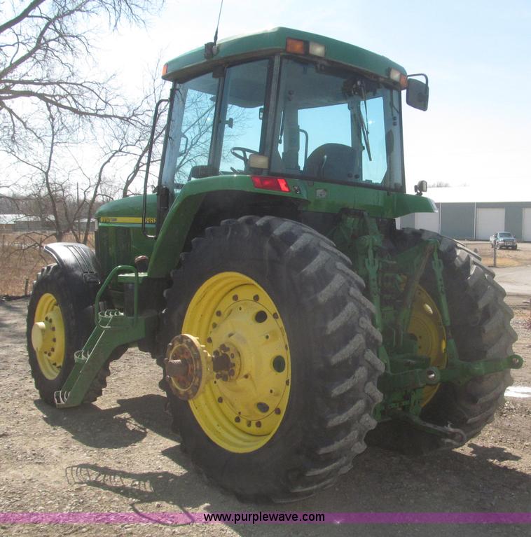 image for item F7337 1998 John Deere 7810 MFWD tractor